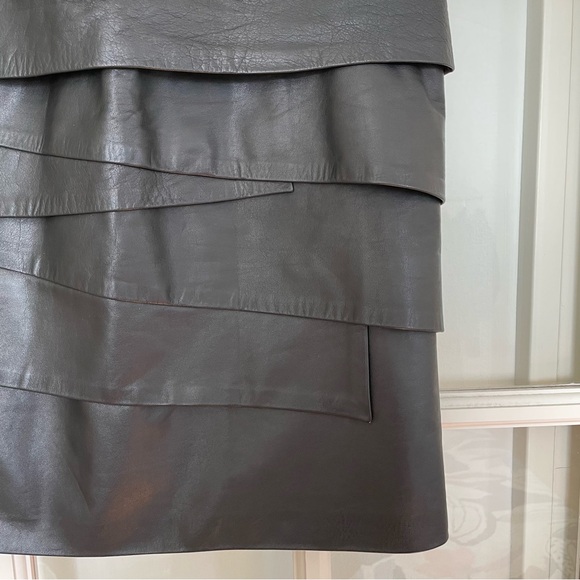 Bagatelle VTG vintage tiered 100% genuine leather skirt size 8 (26" meas. waist) - Picture 2 of 7